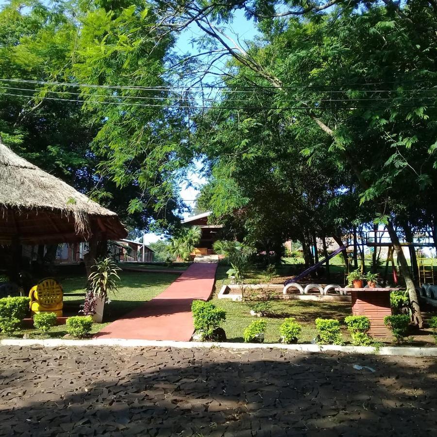 Cabanas Y Boungalow Don Oscar Hotel Encarnacion Exterior photo